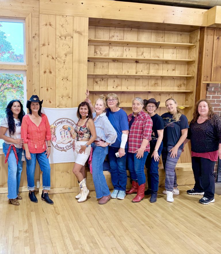 Cowgirl Social Dance Club Classes pic4